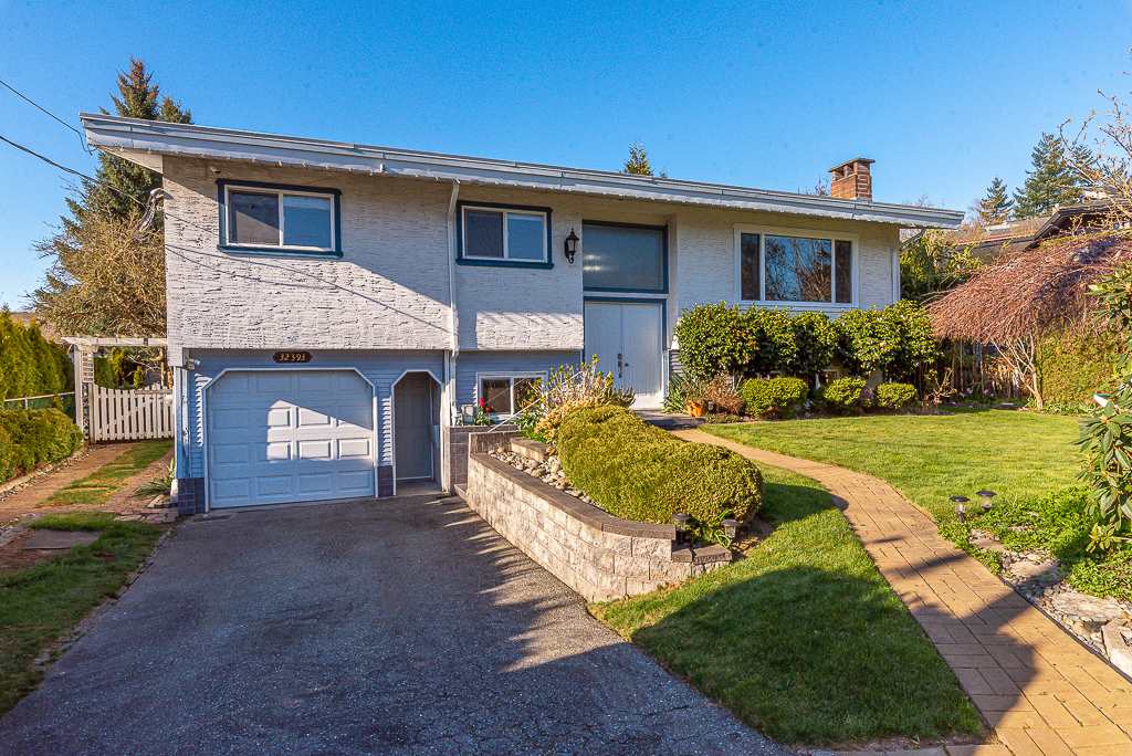 32393 Dolphin Crescent  