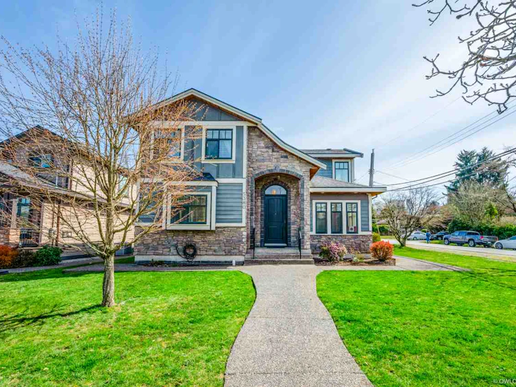 5380 Smith Avenue, Burnaby, BC, V5H 2K4