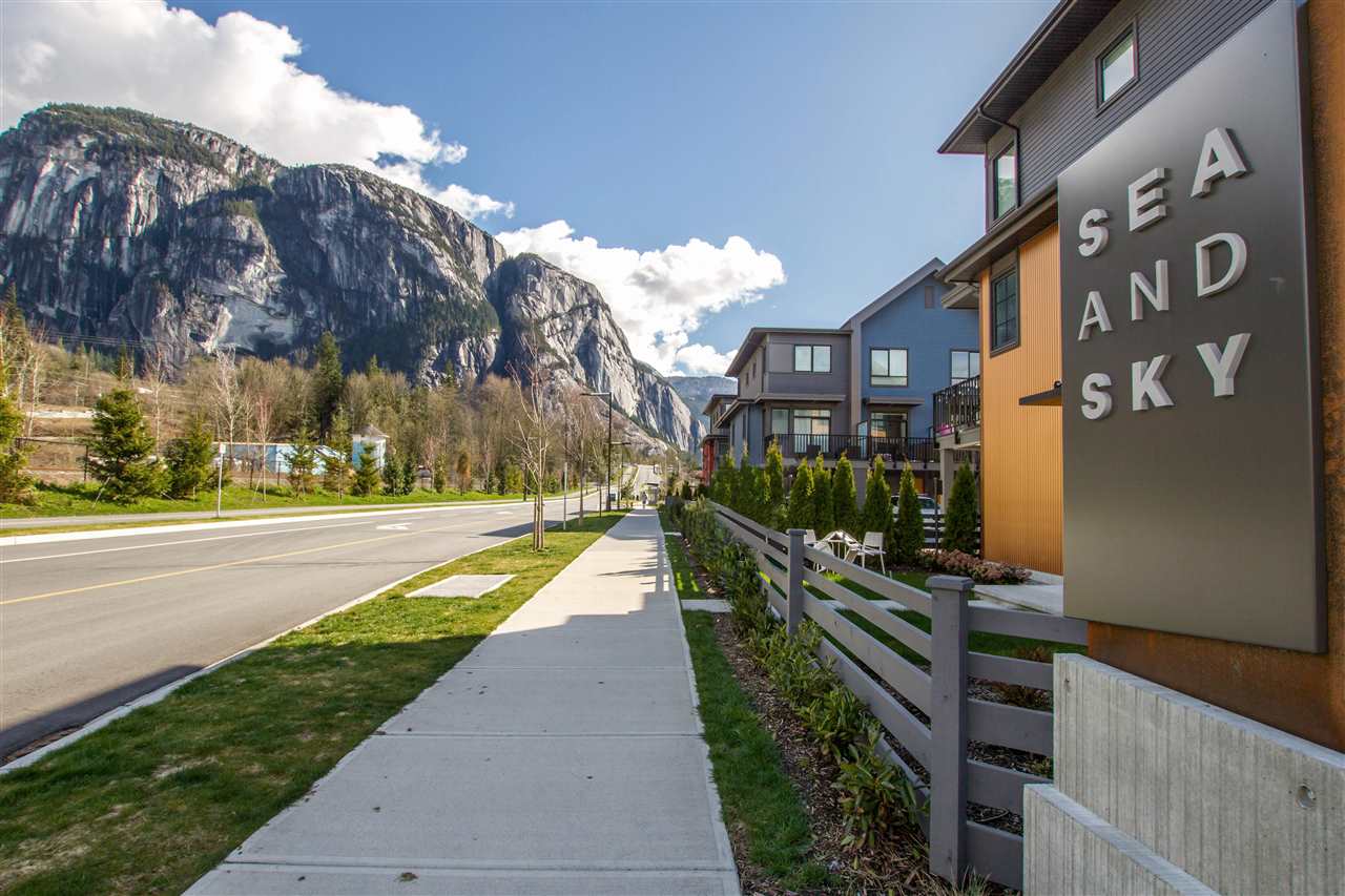 1375 Marinaside Place, Squamish, BC, V8B 1A8