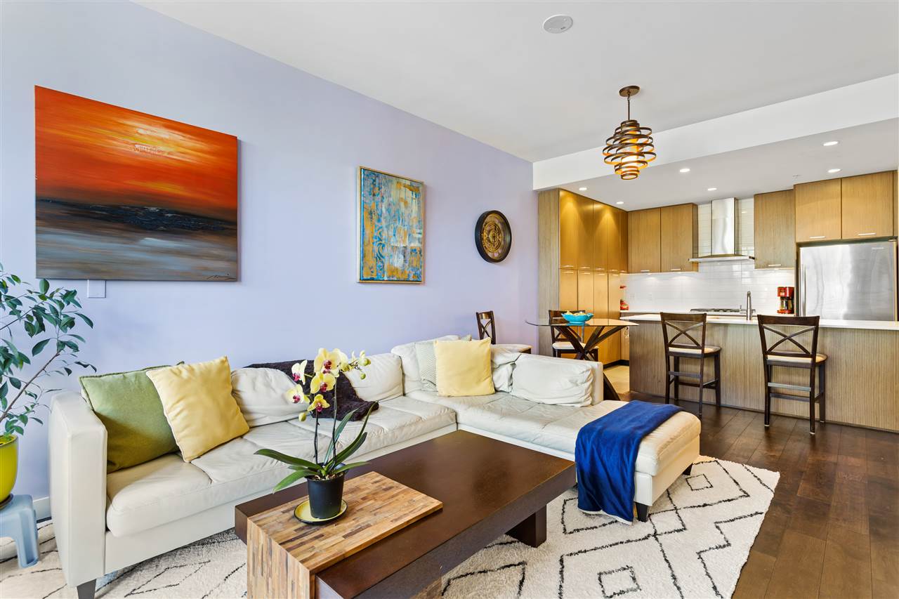 TH4-2369 Scotia Street, Vancouver, BC, V5T 0B2