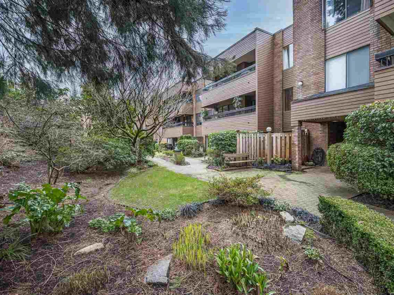 301 - 2620 Fromme Road, North Vancouver BC V7J 2R3