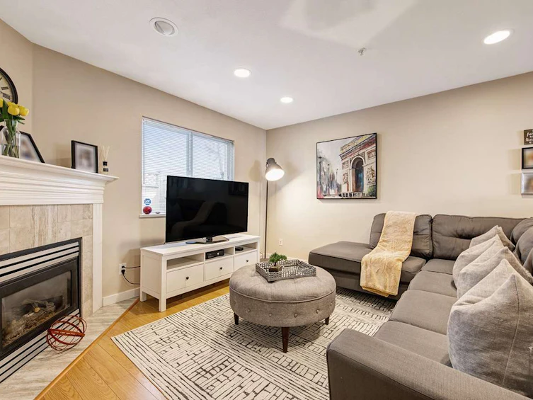 5-1233 W 16th Street, North Vancouver, BC, V7P 1R5