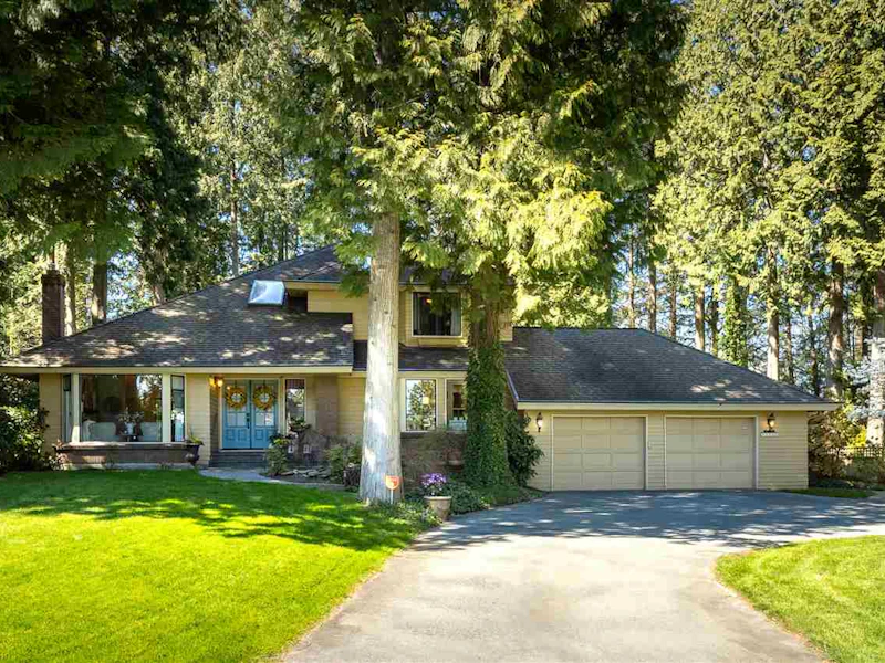 17237 26a Avenue, Surrey BC V3Z 0E6