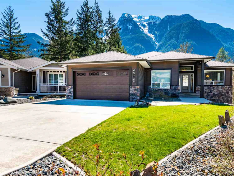 65728 Valley View Place, Hope, BC, V0X 1L1