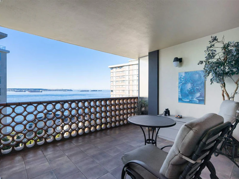 602 - 2135 Argyle Avenue, West Vancouver BC V7V 1A5
