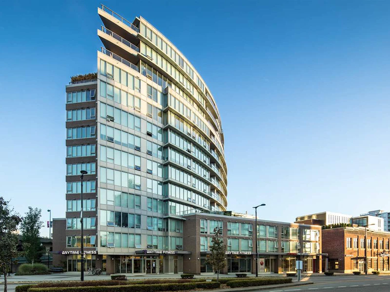 813 - 445 W 2nd Avenue, Vancouver BC V5Y 0E8