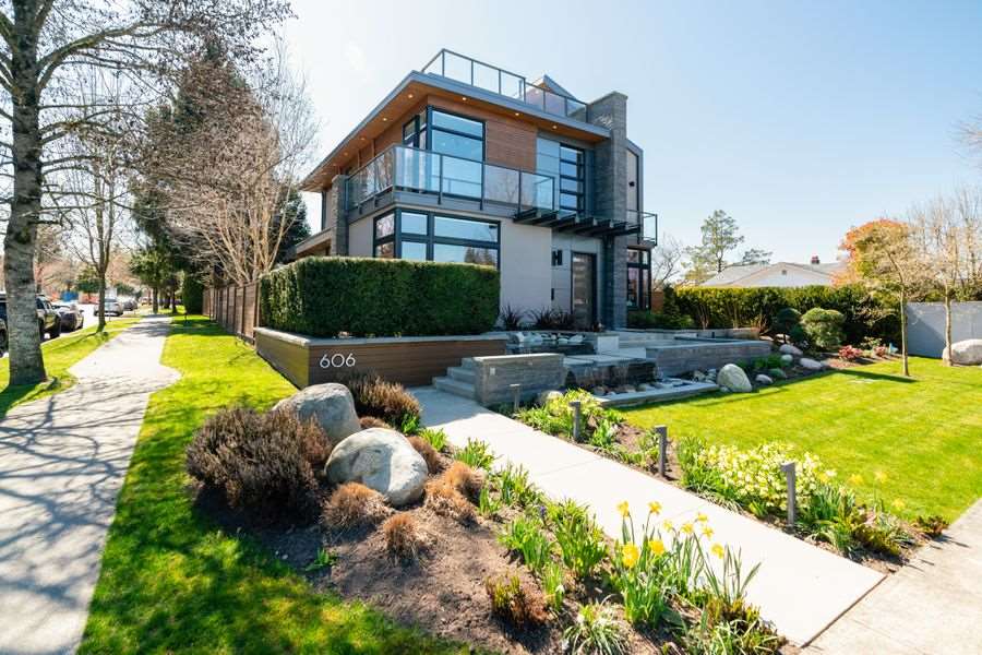 606 W 27th Avenue, Vancouver, BC, V5Z 2G4