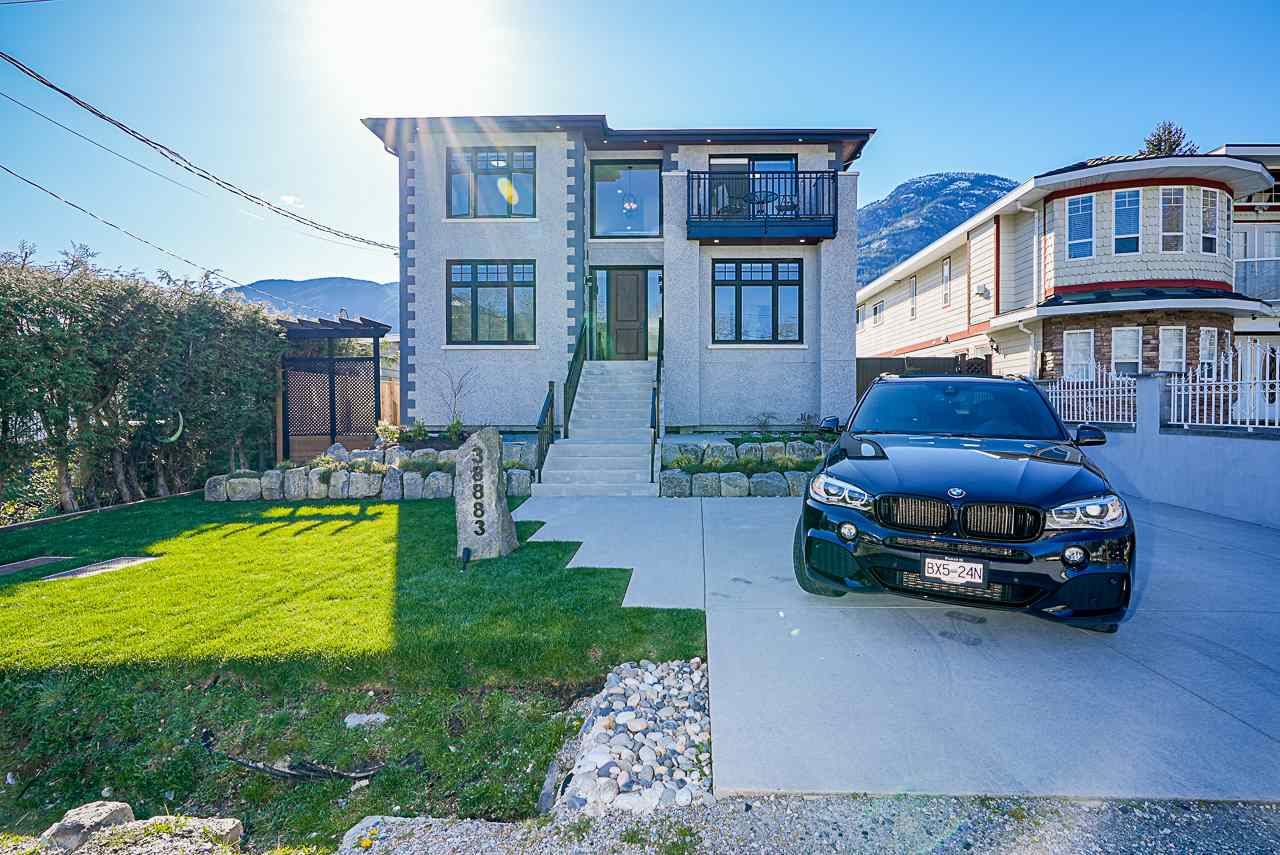 38883 Britannia Avenue, Squamish, BC, V0N 3B0