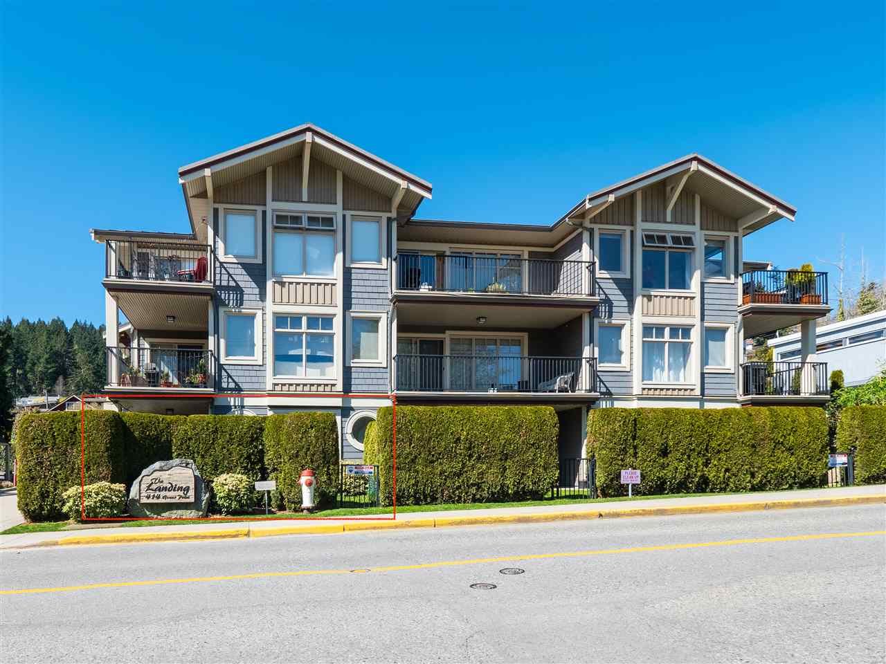 101-414 Gower Point Road, Gibsons, BC, V0N 1V8