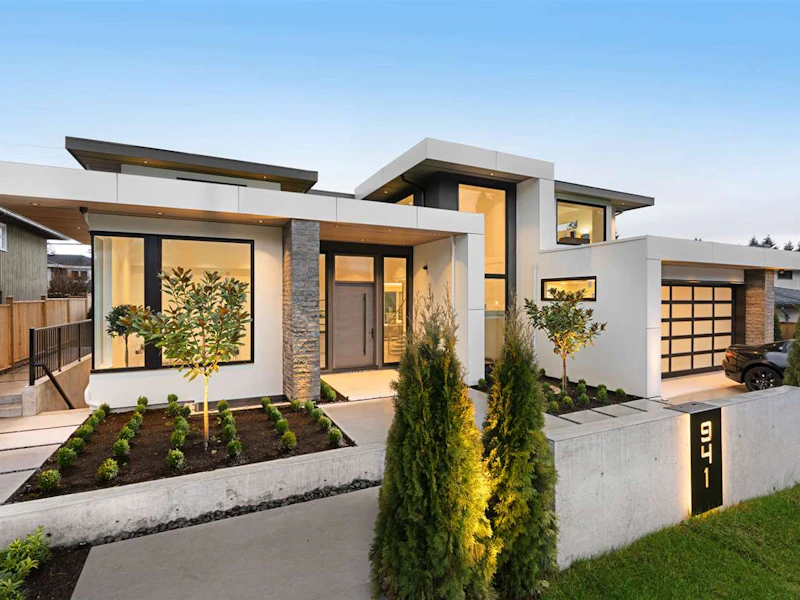 941 Beaconsfield Road, North Vancouver BC V7R 1S7