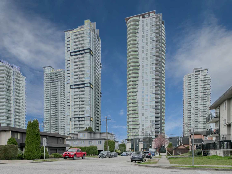 306-6638 Dunblane Avenue, Burnaby, BC, V5H 0G8