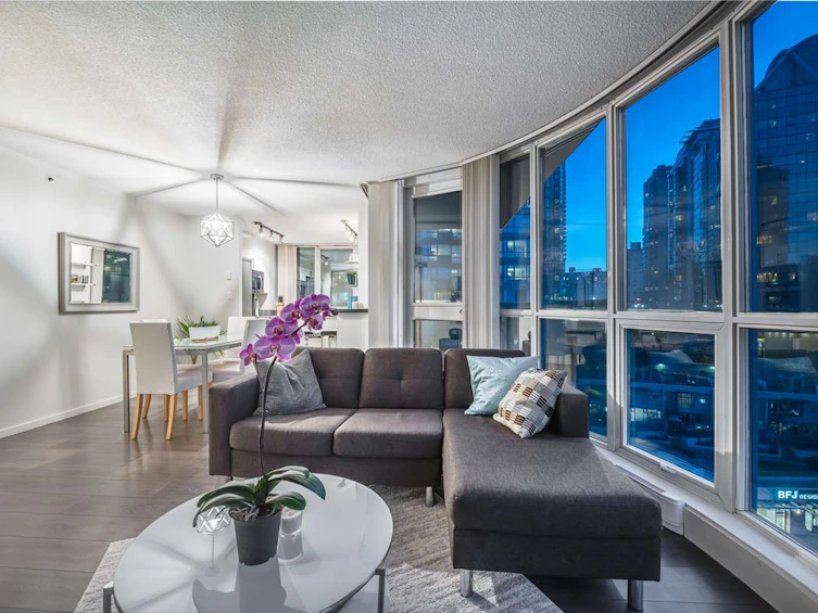 805-555 Jervis Street, Vancouver, BC, V6E 4N1