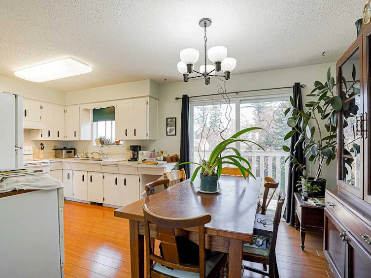 9134 Armitage Street, Chilliwack, BC, V2P 6R7 - 8