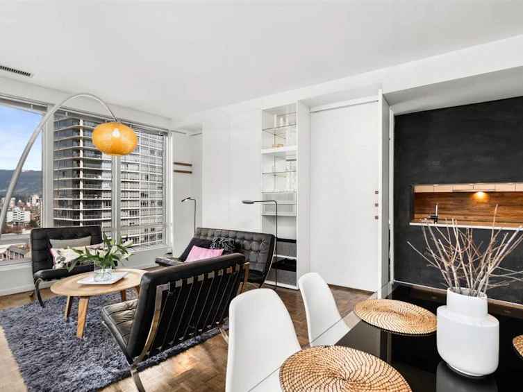 1207-989 Nelson Street, Vancouver, BC, V6Z 2S1