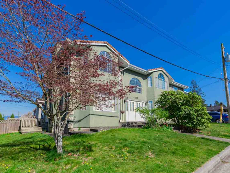 6618 Gordon Avenue, Burnaby, BC, V5E 3V4