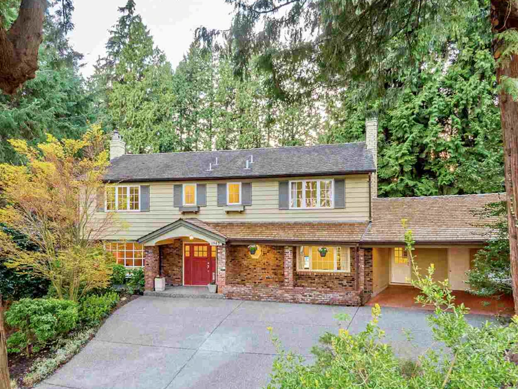 1945 Rosebery Avenue, West Vancouver, BC, V7V 2Z5