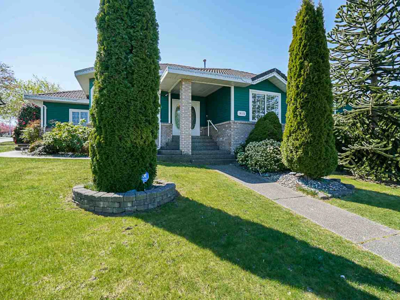 10315 170a Street, Surrey BC V4N 3K9