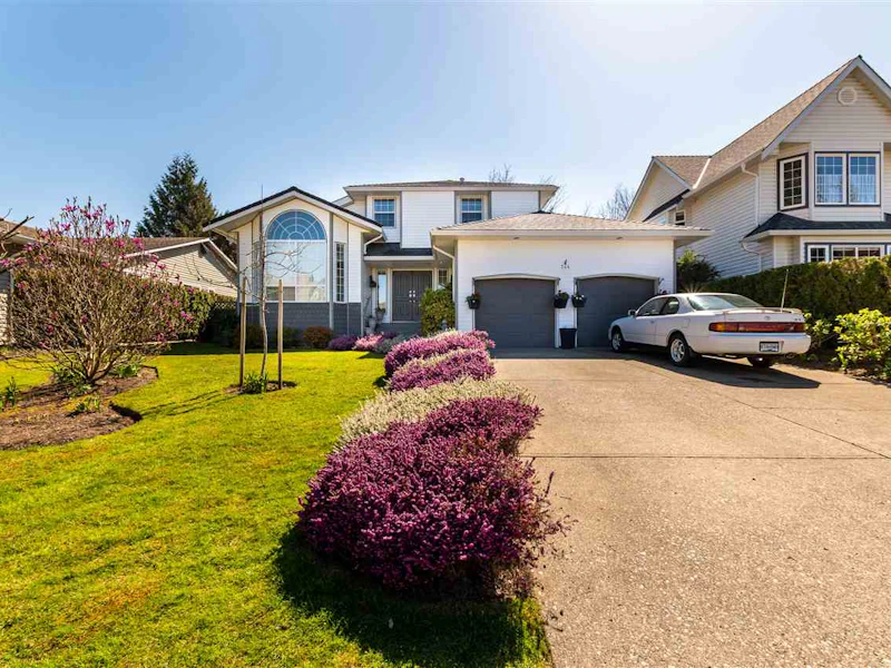 344 Chestnut Avenue, Harrison Hot Springs BC V0M 0A5