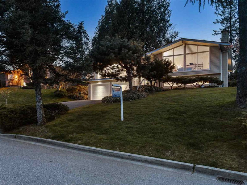 3048 Armada Street, Coquitlam BC V3C 3S3