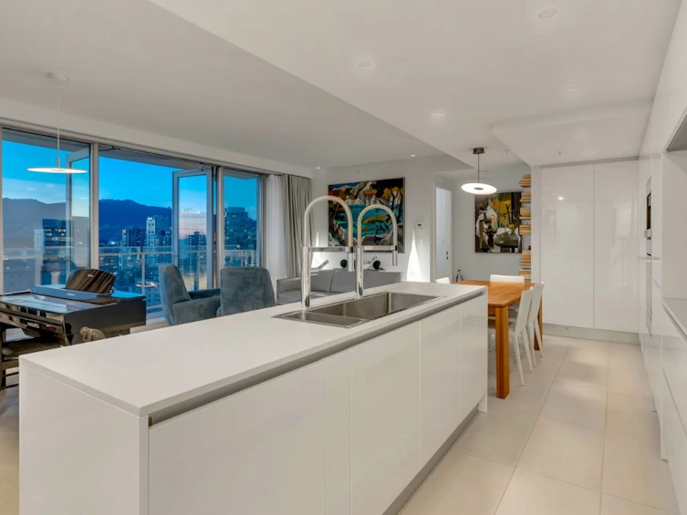 2005-1028 Barclay Street, Vancouver, BC, V6E 0B1