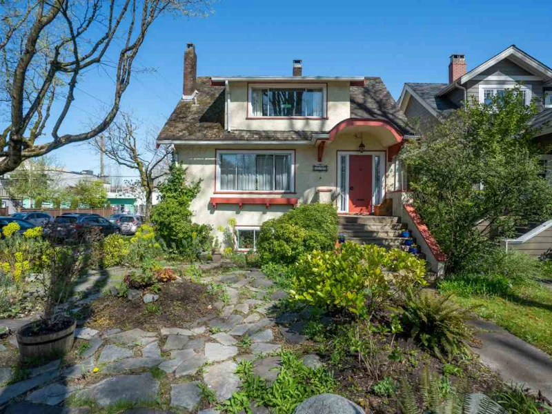 3591 W 10th Avenue, Vancouver BC V6R 2E9