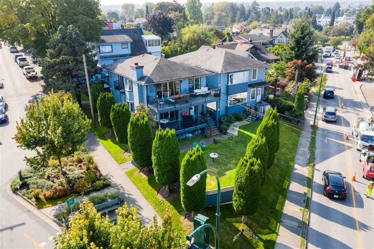 2706 Point Grey Road, Vancouver, BC, V6K 1A6