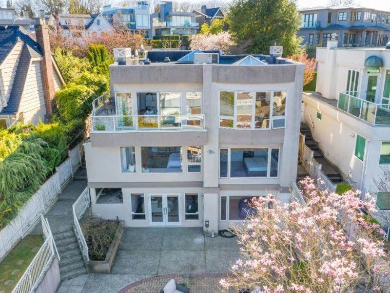 4248 Quesnel Drive, Vancouver BC V6L 2X6
