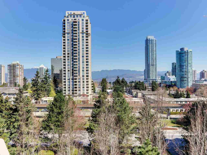 901 - 6152 Kathleen Avenue, Burnaby BC V5H 4K8