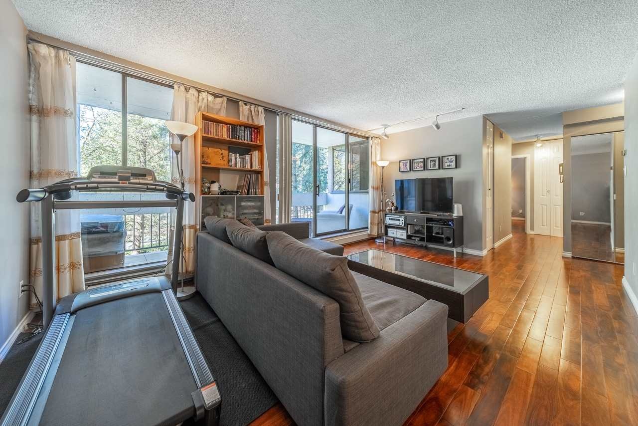 301-6689 Willingdon Avenue, Burnaby, BC, V5H 3Y8