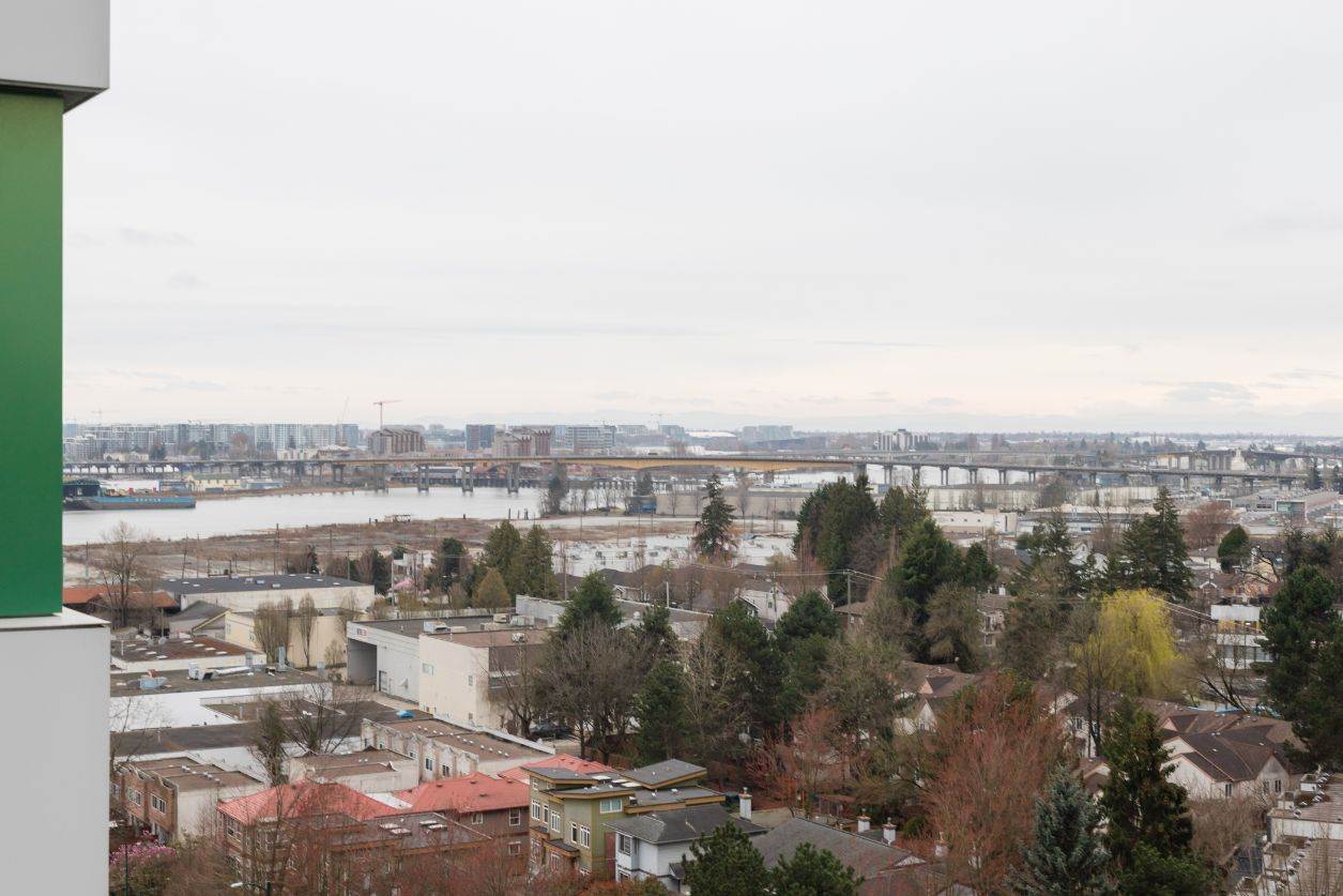 1206-488 SW Marine Drive, Vancouver, BC, V5X 0C6