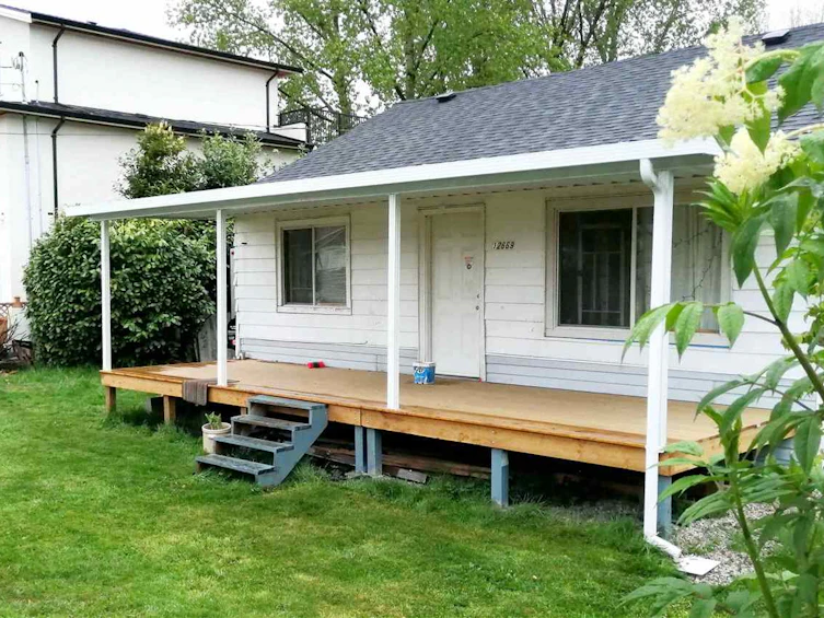 12669 113 Avenue, Surrey, BC, V3V 3M1