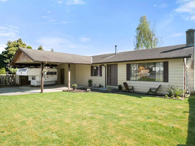 17242 57a Avenue, Surrey BC V3S 5A7