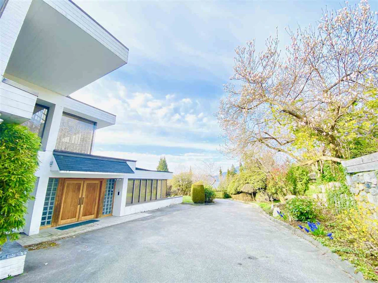 5570 Newton Wynd, Vancouver, BC, V6T 1H5