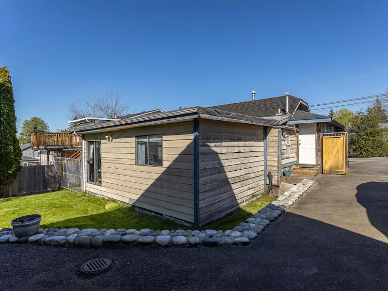 4841 200th Street, Langley BC V3A 1L6