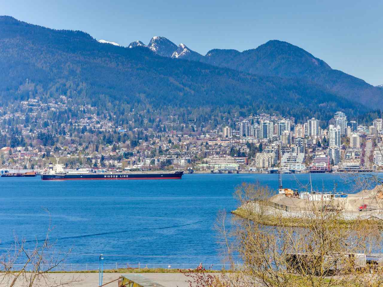 701-233 Abbott Street, Vancouver, BC, V6B 2K7