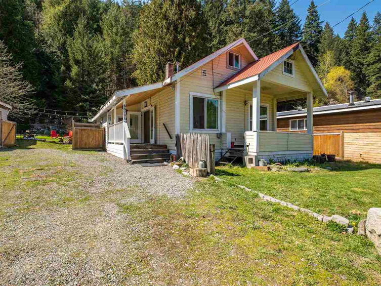 48781 North Bend Crescent, Hope, BC, V0K 1C1
