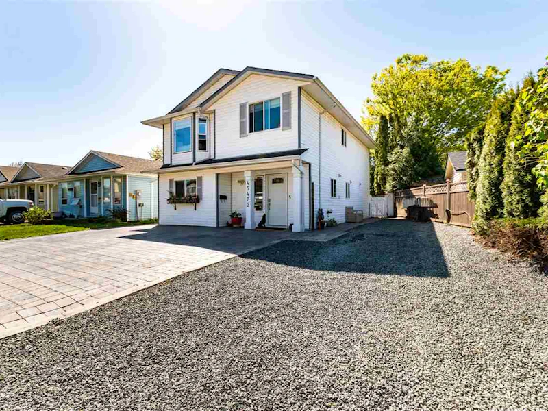 45422 Meadowbrook Drive, Chilliwack BC V2P 7R9