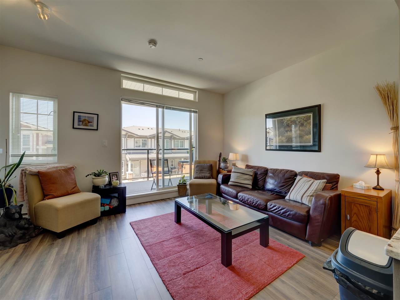 5940 Oldmill Lane, Sechelt, BC, V0N 3A3