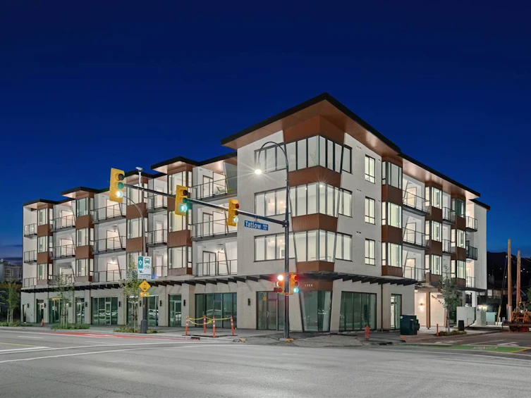 303-1633 Tatlow Avenue, North Vancouver, BC, V7P 1V3