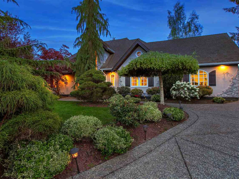3469 Canterbury Drive, Surrey BC V3Z 0G8