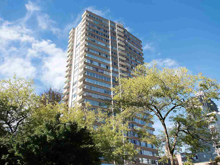 702-2055 Pendrell Street, Vancouver, BC, V6G 1T9
