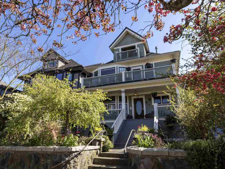 1842 Parker Street, Vancouver, BC, V5L 2K9