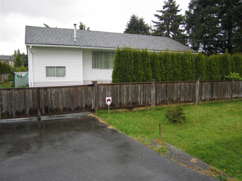 12573 113th Avenue, Surrey BC V3V 3M1