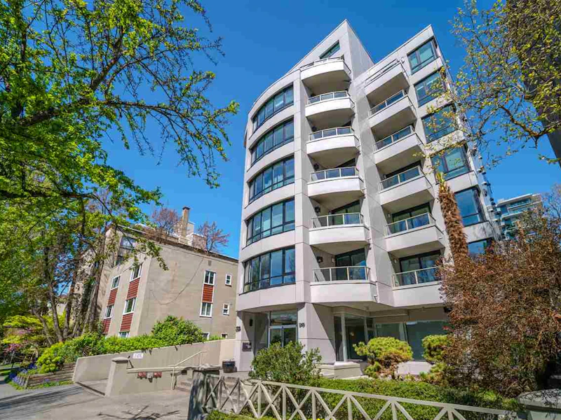603 - 1345 Burnaby Street, Vancouver BC V6E 1R2