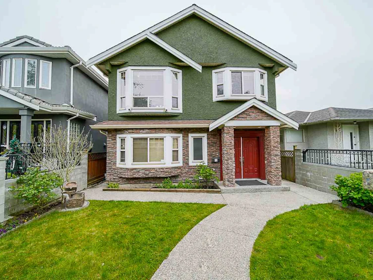 772 E 59th Avenue, Vancouver, BC, V5X 1Y4