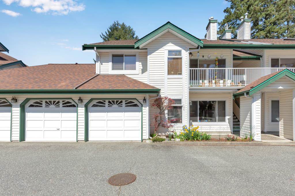 204-10308 155a Street, Surrey, BC, V3R 4K5