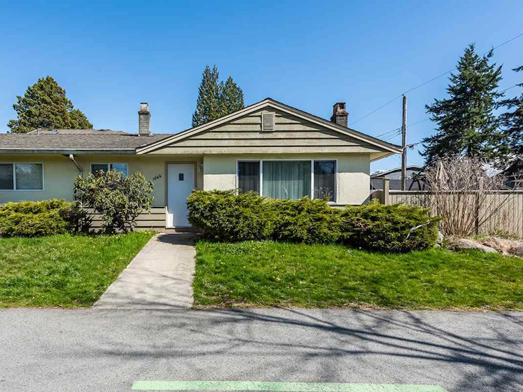 1544 Jones Avenue, North Vancouver, BC, V7M 2W2