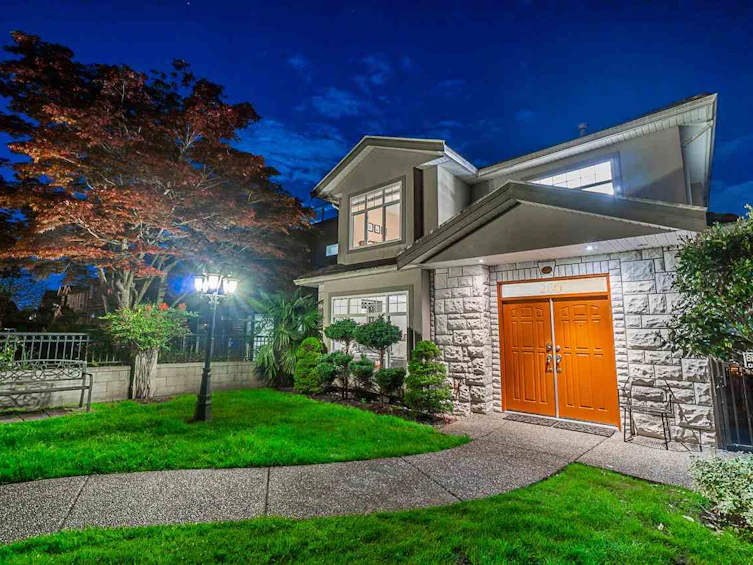 286 E 63rd Avenue, Vancouver, BC, V5X 2J7