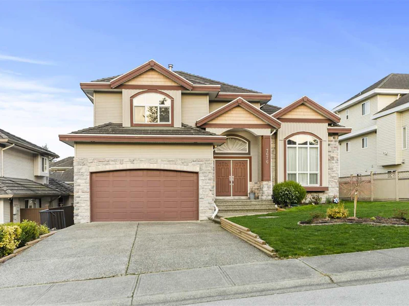 7676 144a Street, Surrey BC V3S 9K8