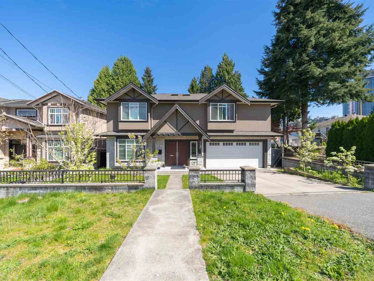 5734 Pioneer Avenue, Burnaby, BC, V5H 2X6